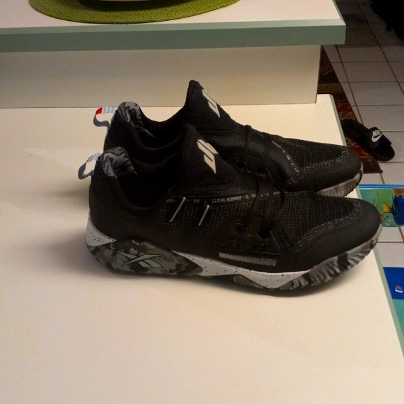 Reebok | Shoes | Reebok James Watt 